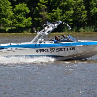 2012 Malibu wakesetter 247 lsv