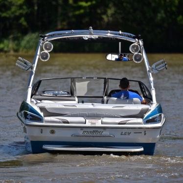 2012 Malibu wakesetter 247 lsv