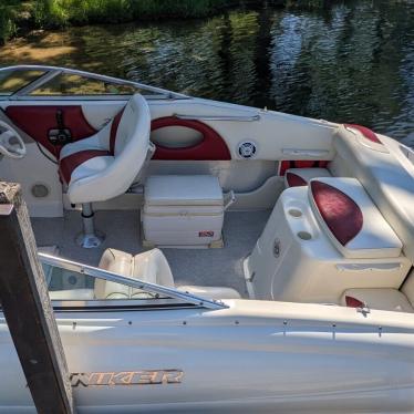 1998 Rinker 212 festiva