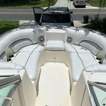 2008 Hurricane sundeck 2200