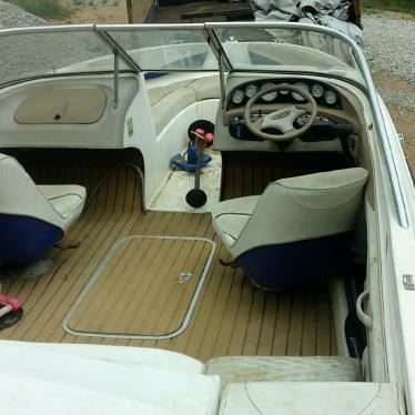 2003 Bayliner 205br