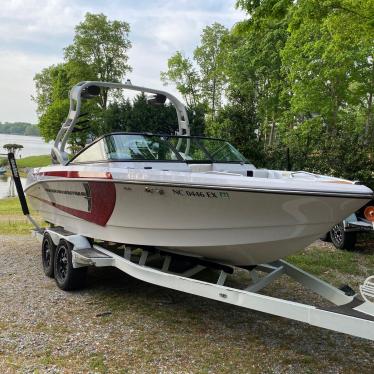 2014 Nautique super air nautique 230 team edition