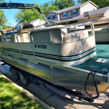 1999 Misty Harbor 18ft Pontoon Boat And Trailer 1999 for sale for ...