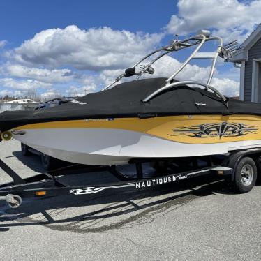 2007 Nautique crossover 211