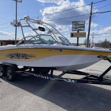 2007 Nautique crossover 211