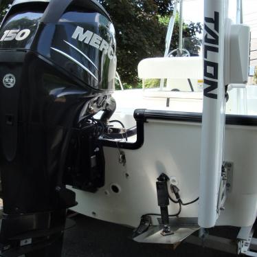 2013 Boston Whaler 190 montauk