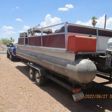 1986 Crestliner 70 hp