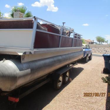 1986 Crestliner 70 hp