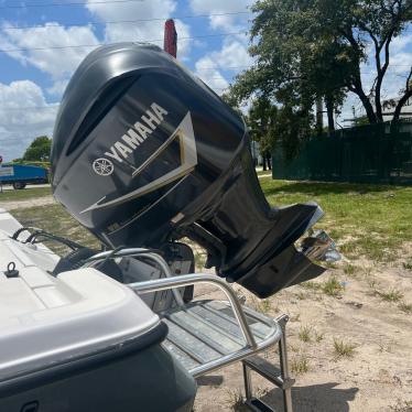 2008 Century 2400 inshore