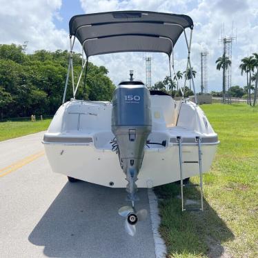 2007 Hurricane fundeck 202 gs