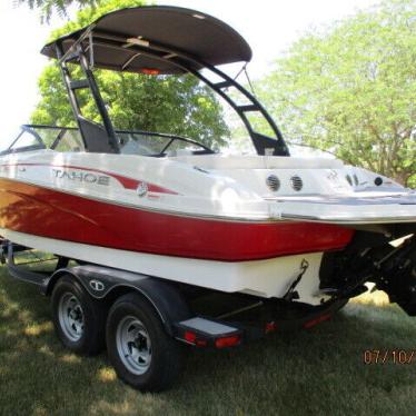 2021 Tahoe 700 loaded wakeboard tower swim deck