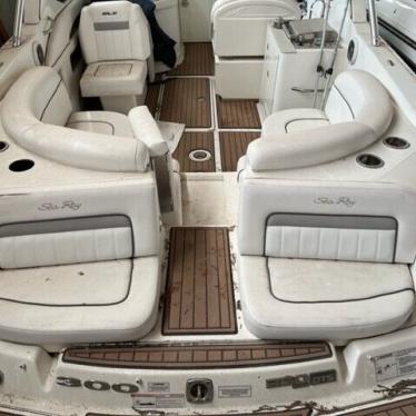 2010 Sea Ray 300 slx