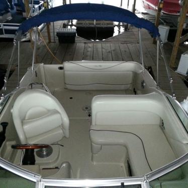 2004 Sea Ray 240