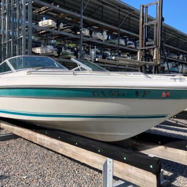 1993 Sea Ray bowrider 220