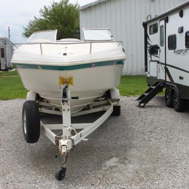 1996 Rinker 232cc