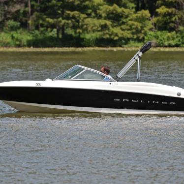 2011 Bayliner 175