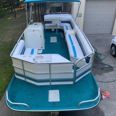 1993 Rinker