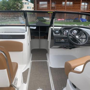 2019 Bayliner vr5 bowrider