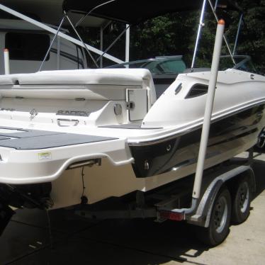 2015 Sea Ray 240 sundeck