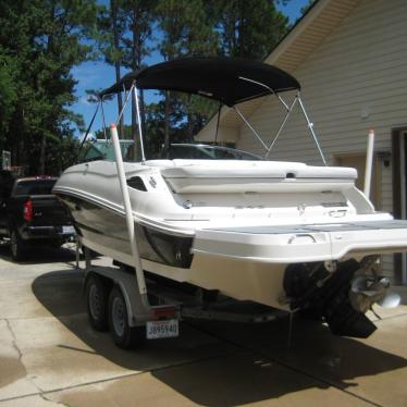 2015 Sea Ray 240 sundeck