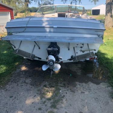 1984 Wellcraft mercruiser