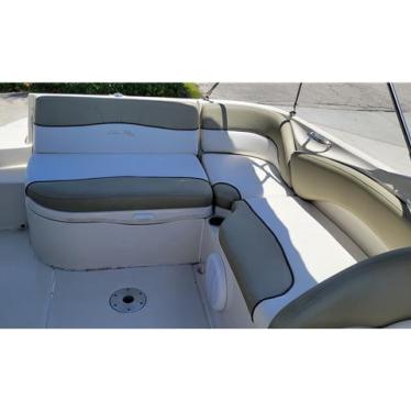 2006 Sea Ray 240 sd