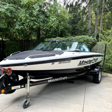 2005 Mastercraft prostar 197