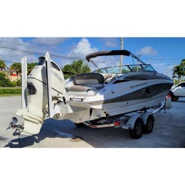 2019 Crownline e 255 xs