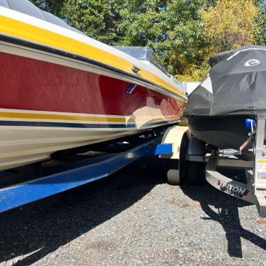 1987 Baja 260 mercruiser