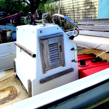 1983 Boston Whaler montauk 17'