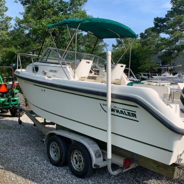 1998 Boston Whaler conquest