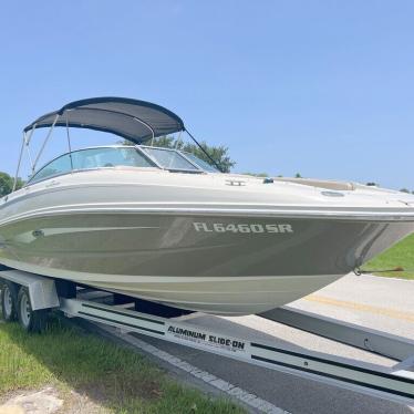 2009 Sea Ray 230 sundeck! low hours!