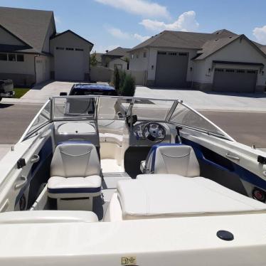 2007 Bayliner 195 discovery