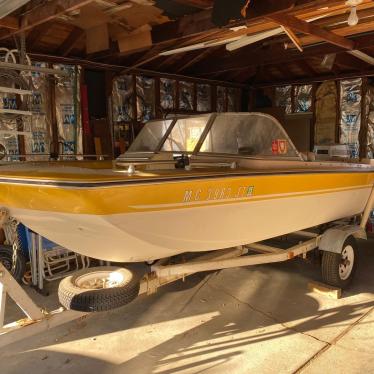 1972 Starcraft 15ft tri v haul