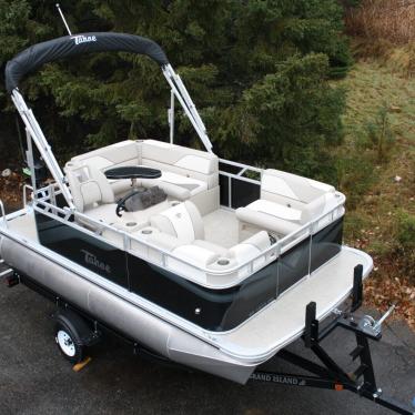 ELECTRIC POWERED PONTOON New 15 Ft Electric Pontoon Boat With 9.9 Hp ...