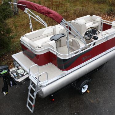 ELECTRIC POWERED PONTOON New 17 Ft Electric Pontoon Boat With 9.9 Hp ...