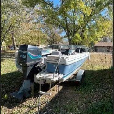 1988 Bayliner 16ft boat