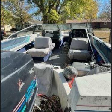 1988 Bayliner 16ft boat