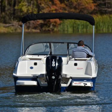 2018 Bayliner element 21