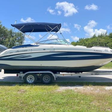 2008 Hurricane sundeck 2400! new upholstery