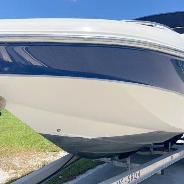 2008 Hurricane sundeck 2400! new upholstery