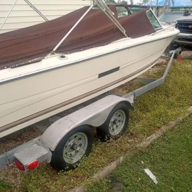 1986 Stingray 19ft boat