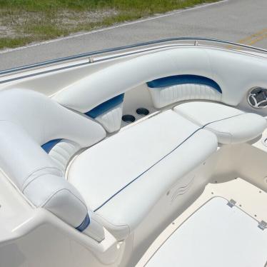 2008 Hurricane sundeck 2400! new upholstery