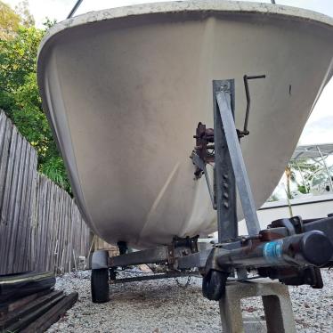 1968 Boston Whaler montauk