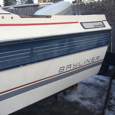 1985 Bayliner 19ft boat