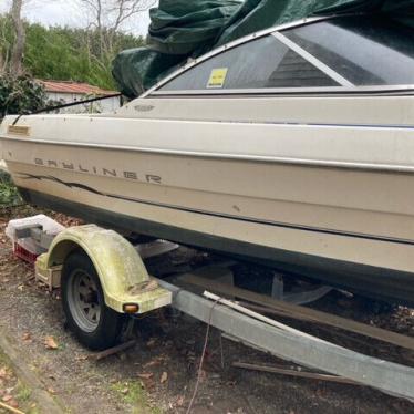 2001 Bayliner capri