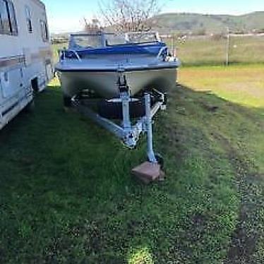 1972 Tracker glasspar 14ft boat