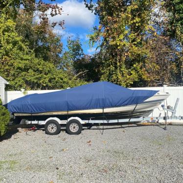 2006 Maxum 22ft boat