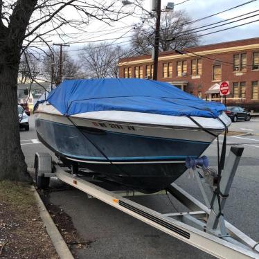 1986 Wellcraft 21ft boat