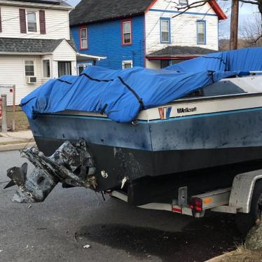 1986 Wellcraft 21ft boat